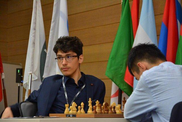 حضور شطرنج باز ایرانی با پرچم فیده در رقابت های قهرمانی دنیا
