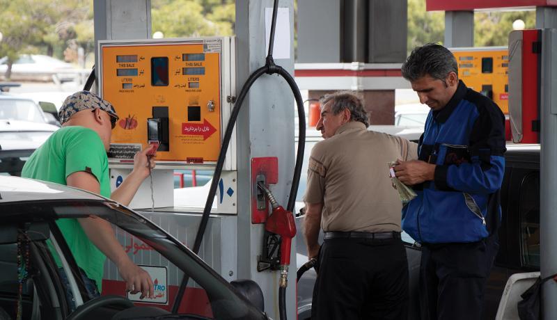 هزار نفر در کشور هر کدام 100 خودرو با سهمیه بنزین دارند