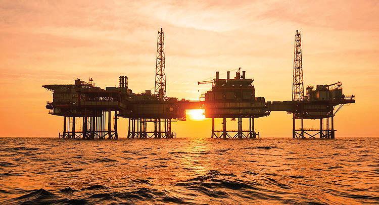 اقدام غیر منتظره عربستان در معین قیمت رسمی نفت خام